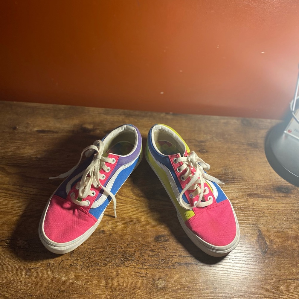 Vans - Picture 5 of 5